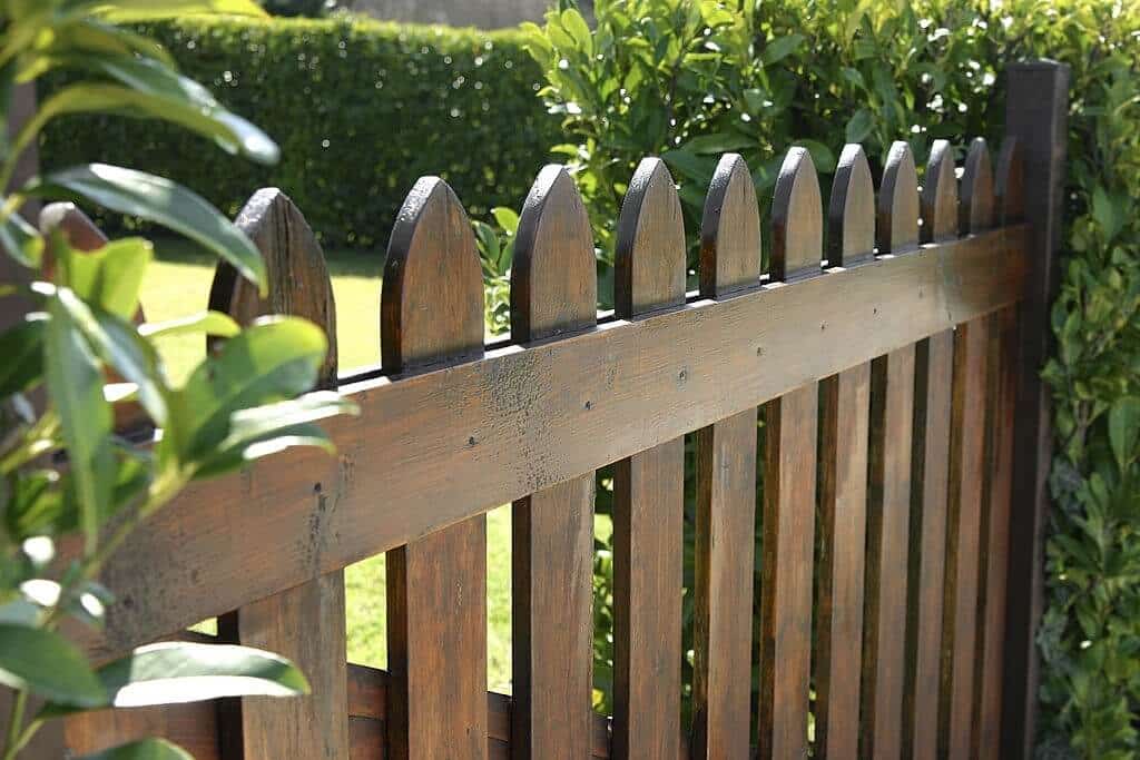 Choosing the Right Fence Style for Your New Orleans Landscape