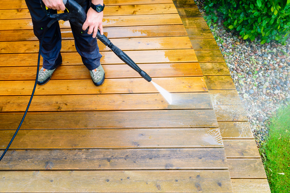 Deck Maintenance: Essential Tips for New Orleans Landscapes