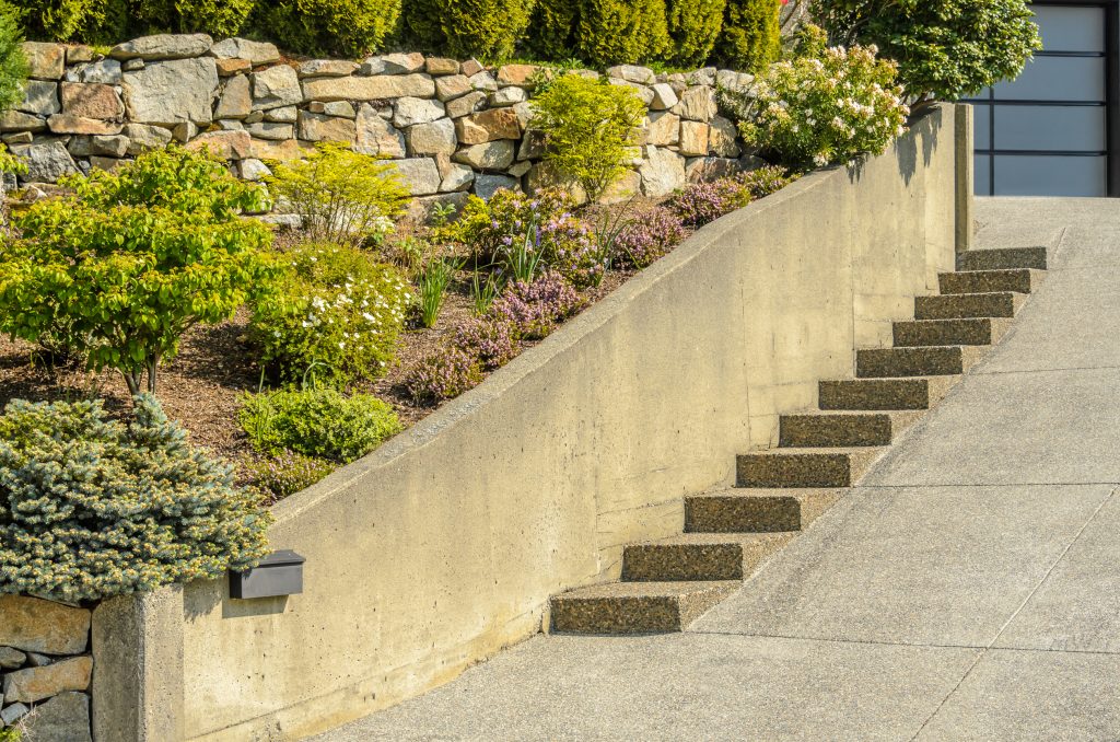 Adding Steps to a Sloped Hardscape Yard in New Orleans, LA