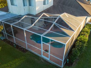 How to Choose Storm-Ready Screening for a Patio Enclosure in New Orleans, LA